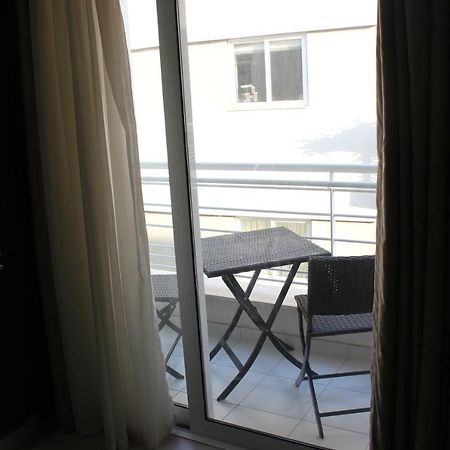 Sunny 2 Bedroom, 2 Bathrooms, Seaside Apt. Sliema Eksteriør billede