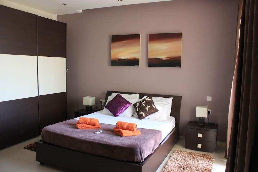 Sunny 2 Bedroom, 2 Bathrooms, Seaside Apt. Sliema Eksteriør billede