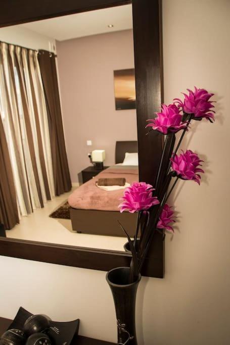 Sunny 2 Bedroom, 2 Bathrooms, Seaside Apt. Sliema Eksteriør billede