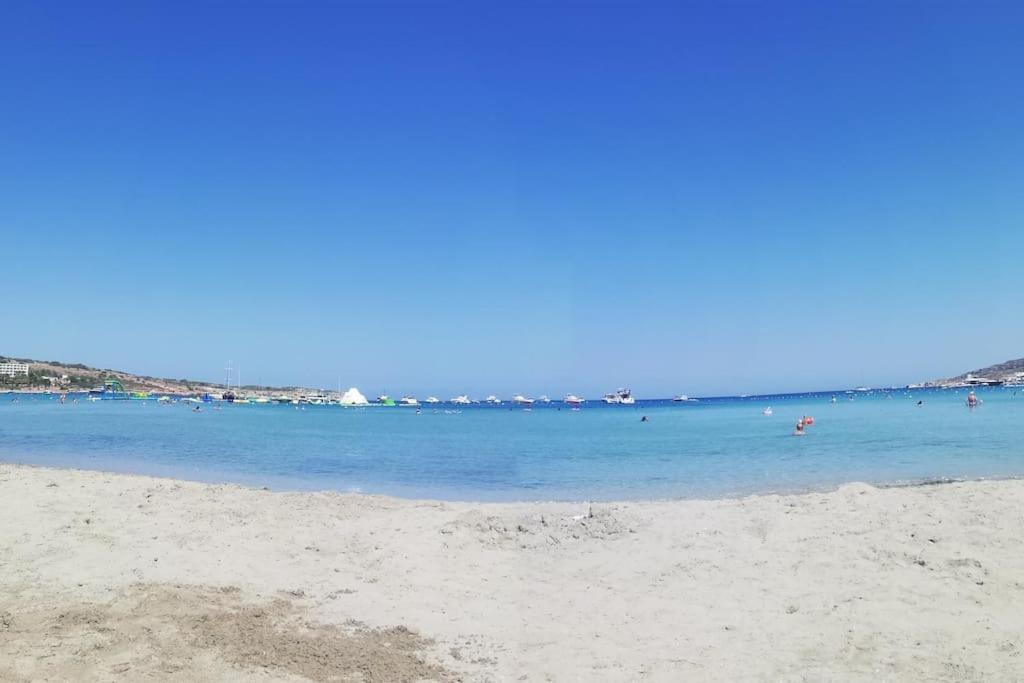 Sunny 2 Bedroom, 2 Bathrooms, Seaside Apt. Sliema Eksteriør billede
